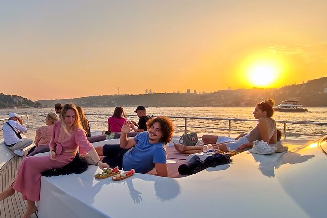 Bosphorus Sunset Yacht Experience: Istanbul’s Best - Beylerbeyi Palace and the return toward the Golden Horn