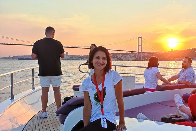 Bosphorus Sunset Yacht Experience: Istanbul’s Best - What is served aboard the yacht