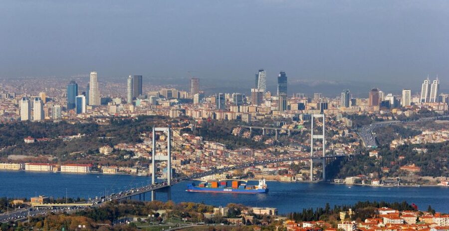 Bosphorus Tour With Lunch - Rumeli Fortress and Istanbul’s strategic waterway