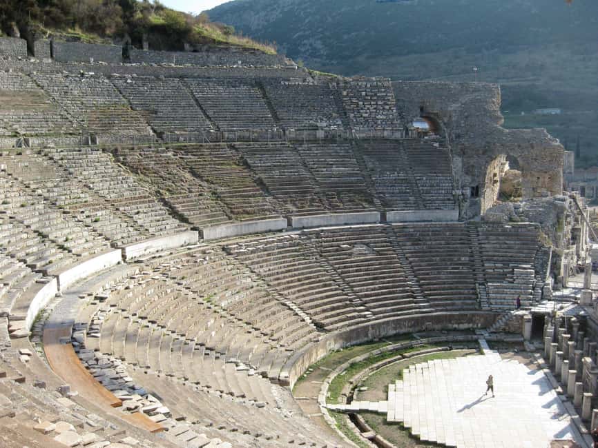 Budget-Friendly Ephesus Tour from Izmir - Walking the marble streets of Ephesus