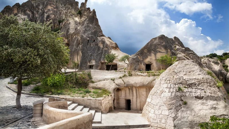 Cappadocia: Best of Red and Green Small Group Guided Tour - The guide can make or break the long day