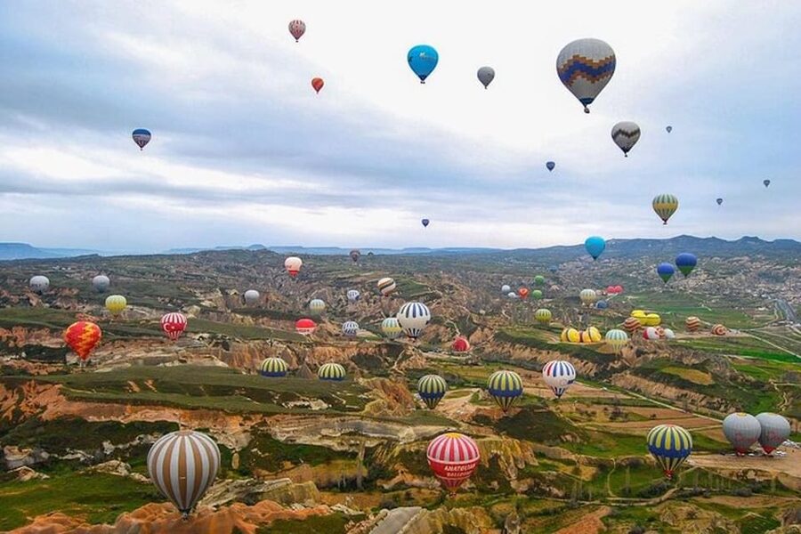Cappadocia: Göreme Sunrise Hot Air Balloon Ride w/ Breakfast - Watching the balloons fill in the dark