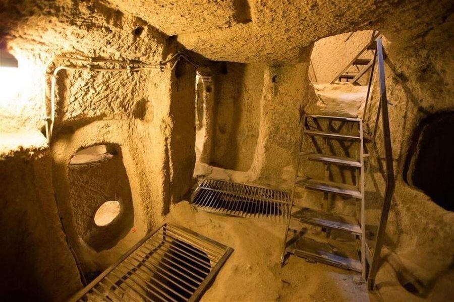 Cappadocia : Green Tour Entry Tickets And Lunch Included - Narlıgöl Crater Lake and the region’s volcanic past
