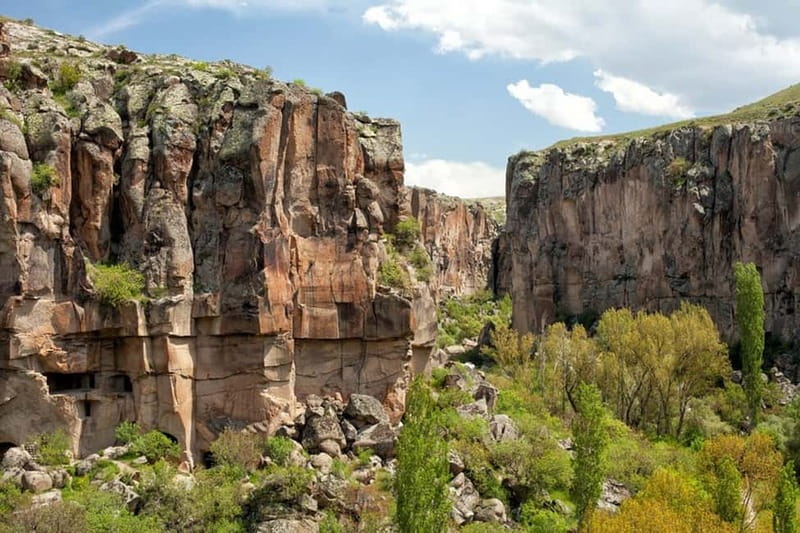 Cappadocia: Guided Green Tour with Lunch and Tickets - Pigeon Valley and the local side of Cappadocia