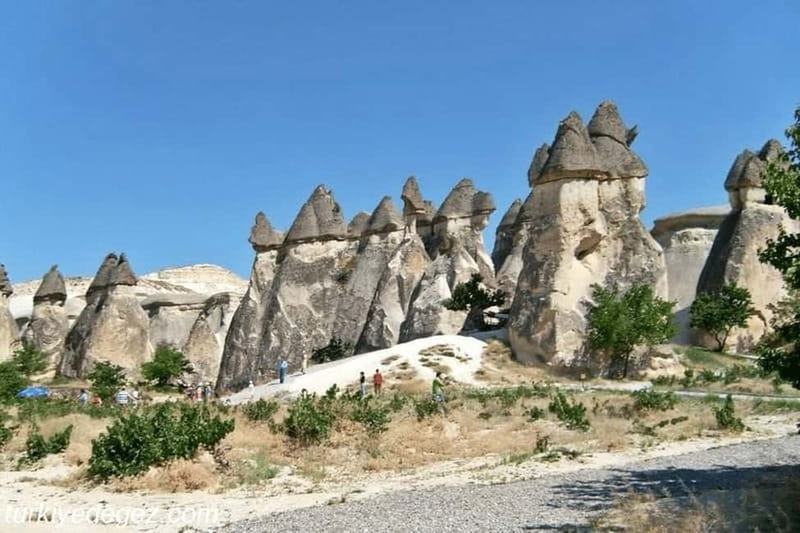 Cappadocia: Guided Red Tour with Lunch and Ticket - Çavuşin and the route back toward the valleys