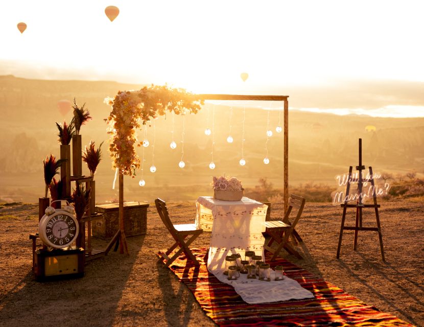 Cappadocia: Love Valley Proposal Service with Transfers - Who will enjoy this service most