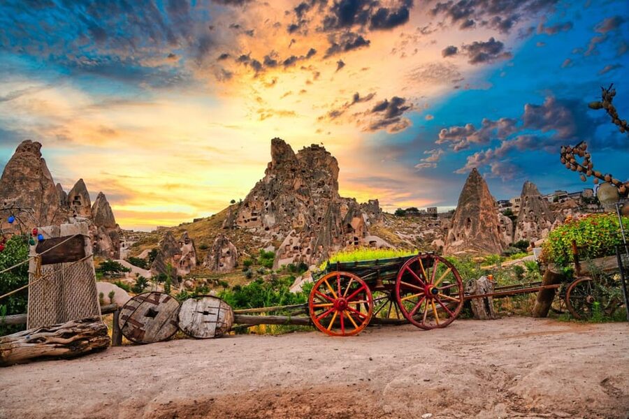 Cappadocia: North (Red) Tour With Lunch options - Uçhisar Castle and the volcanic rock country