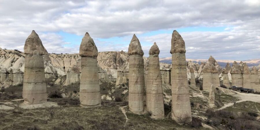 Cappadocia: RED & GREEN MIX TOUR - Guides, vehicles, and the pace of the day