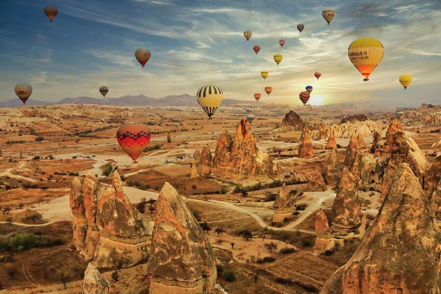 Cappadocia: Red Tour and Sunrise Balloon Tour - Esentepe’s wide view over Göreme
