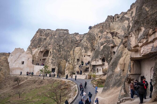 Cappadocia Red Tour (Pro Guide, Tickets, Lunch, Transfer incl) - The guide can make or break the day