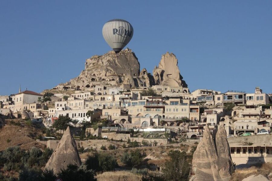 Cappadocia: Royal Queen Hot Air Balloon Tour at Sunrise - Breakfast before the balloon field