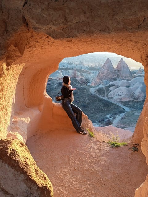 Cappadocia: Sunset Rose Valley Hiking Tour - Reaching the sunset viewpoint