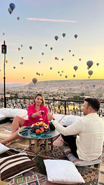 Cappadocia: Terrace Photo Spot With Balloon Flight View - A Comfortable, Low-Pressure Photo Session