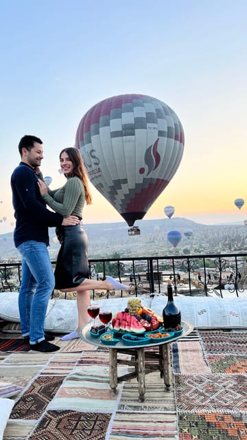Cappadocia: Terrace Photo Spot With Balloon Flight View - Booking Advice for the Best Morning