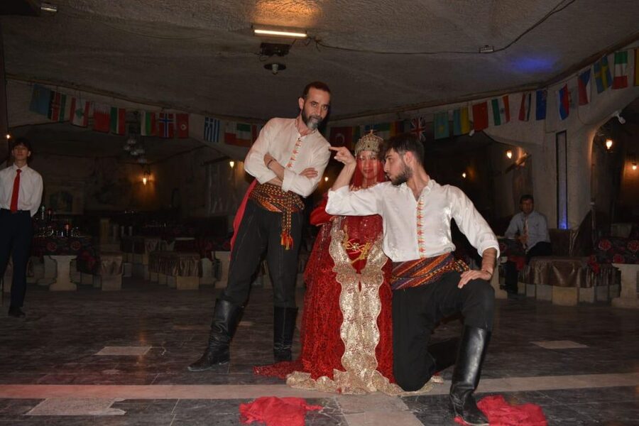 Cappadocia: Traditional Turkish Performance Night with Drink - The food question: plan before you sit down