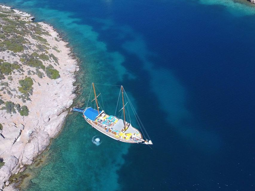 Cesme: Small Group Boat Tour with Open Buffet Lunch - Key points before you book