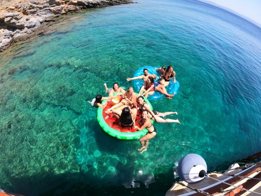 Cesme: Small Group Boat Tour with Open Buffet Lunch - Several bays, with swimming as the main event