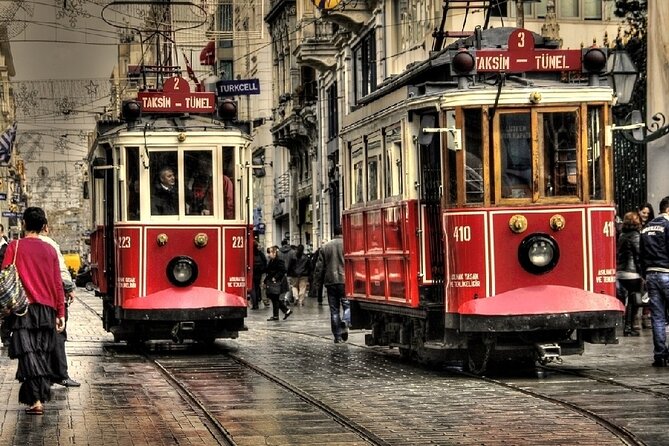 Circle Istanbul (Extraordinary Istanbul) - Balat and Fener show Istanbul’s layered neighborhoods