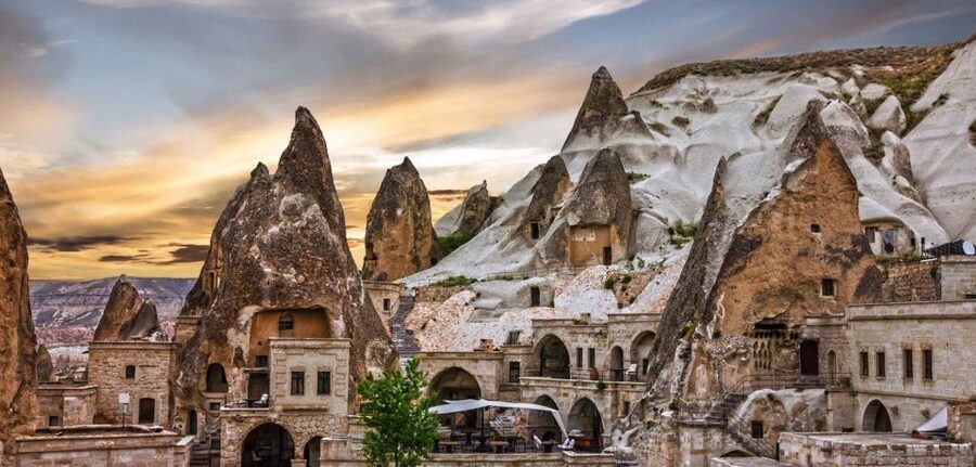 City of Side: 2-Day Cappadocia, Cave Hotel, & Balloon Tour - Avanos pottery and Cappadocia’s working traditions