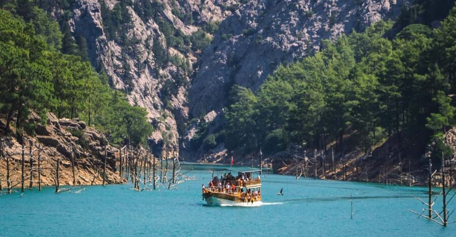 City of Side: Cabrio Bus & Green Lake Boat Tour with Lunch - From Side to Manavgat by cabrio bus
