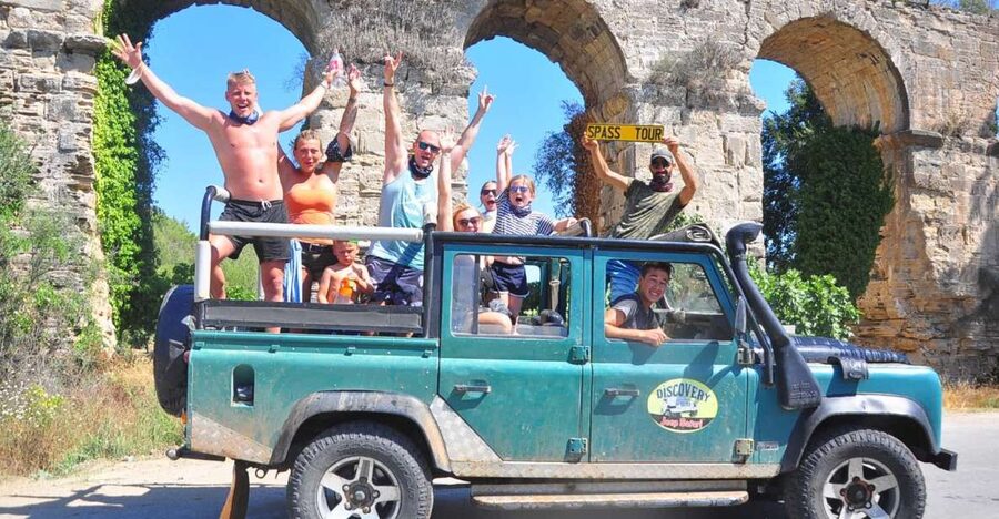 City of Side: Green Canyon Jeep Tour, Boat Trip & Waterfall - Lunch, Turkish tea, and a local pause