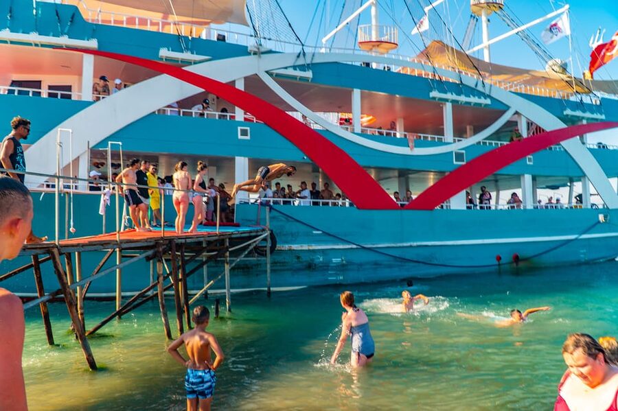 City of Side: Sightseeing Cruise w/ Swim Stops & Foam Party - Who should book this boat day?