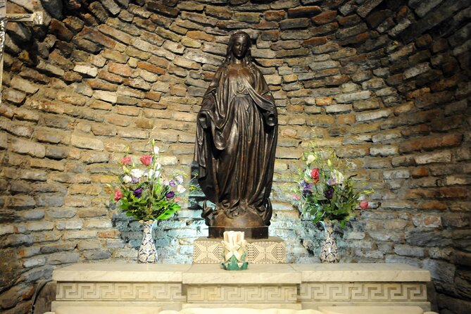 Daily Ephesus and Virgin Mary House Tour with Lunch Included - The guides can make the history click