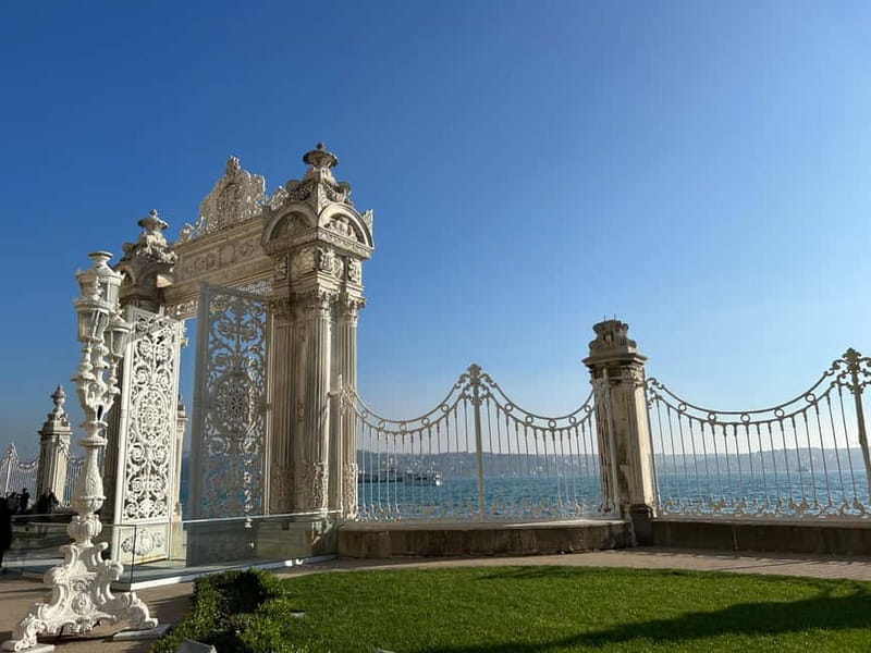 Dolmabahce Palace & Harem Fast-Track Entry with Audio Guide - The Selamlık: Formal Rooms and Ottoman Splendor
