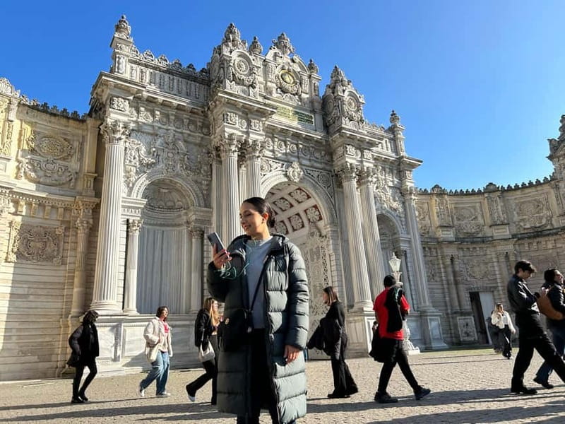 Dolmabahce Palace & Harem Fast-Track Entry with Audio Guide - Getting Through the Gate and Security Check