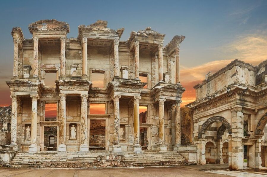 Ephesus and Pamukkale: Day Trip by Plane from Istanbul - Pamukkale’s white terraces and warm water