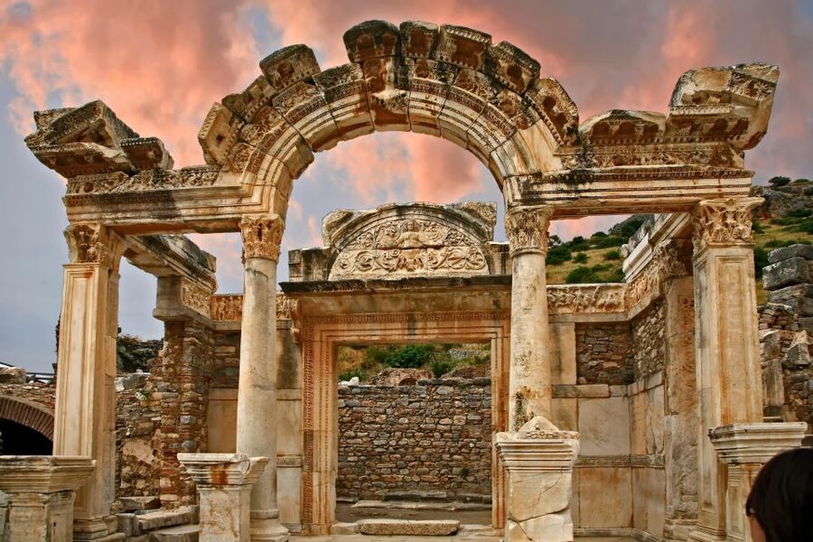Ephesus: Customised Day Tour from Kusadası Port - Ephesus Ancient City: the main event