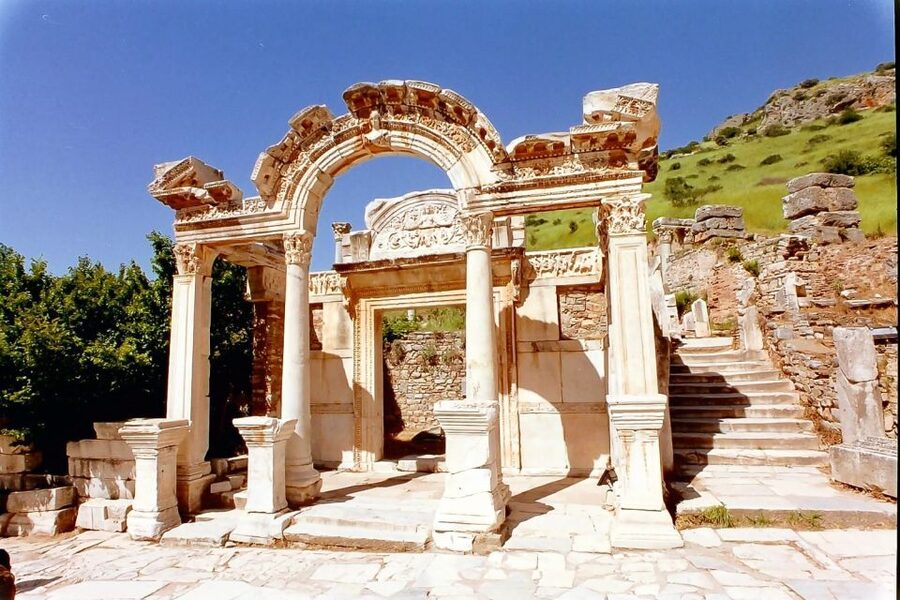 Ephesus: House of Virgin Marry & Artemis w Lunch & Ticket - Key points to know before booking