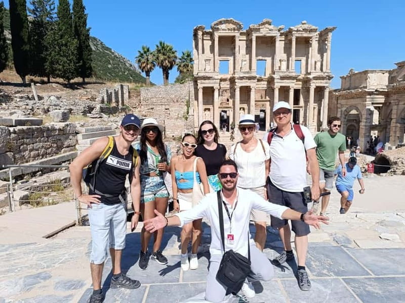 Ephesus: Mary's House Private & Group Tour with Ticket+Lunch - Quick takeaways for this Kusadasi shore excursion