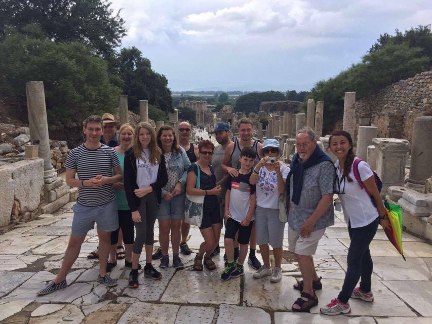 Ephesus: Mary's House Tour with Tickets + Lunch For Cruisers - Meeting your guide at Kusadasi Port