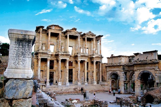 Ephesus Tour From Izmir - The 8am pickup and ride to Selçuk