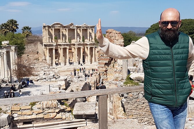 Ephesus Tour From Izmir - The House of the Virgin Mary question