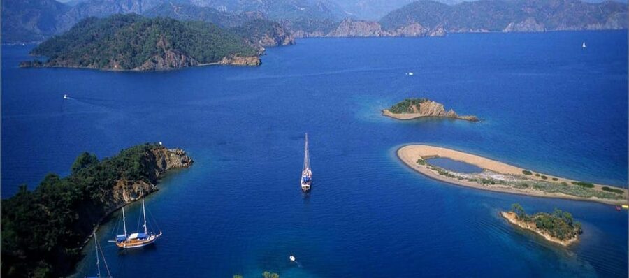 Fethiye: 12 Islands Boat Tour with Lunch and Hotel Pickup - Flat Island and the best views from shore