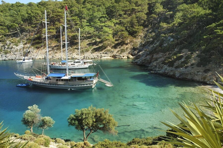 Fethiye: 12 Islands Boat Tour with Lunch and Hotel Pickup - The route: Tersane Island and the first swim
