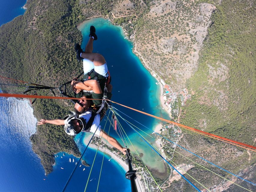 Fethiye: Babadag Tandem Paragliding Flight over Oludeniz - Takeoff, flight, and the view below