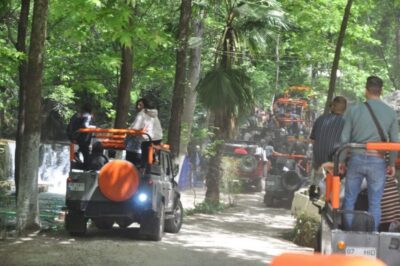 Jeep Safari Tour with Lunch at Dim River