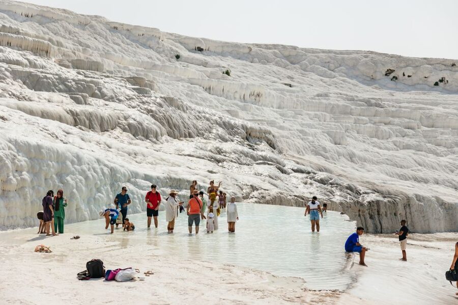 From Antalya/Kemer: Pamukkale and Hierapolis Tour with Lunch - The early pickup sets the tone