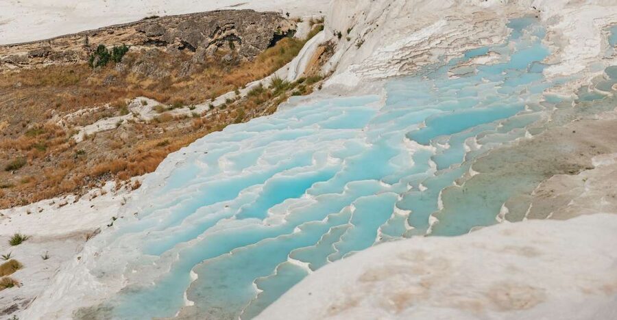 From Antalya/Kemer: Pamukkale and Hierapolis Tour with Lunch - Walking the white terraces