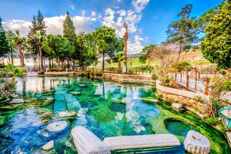 From Antalya/Kemer: Pamukkale & Hierapolis Day Trip w/Meals - What lunch adds to the value