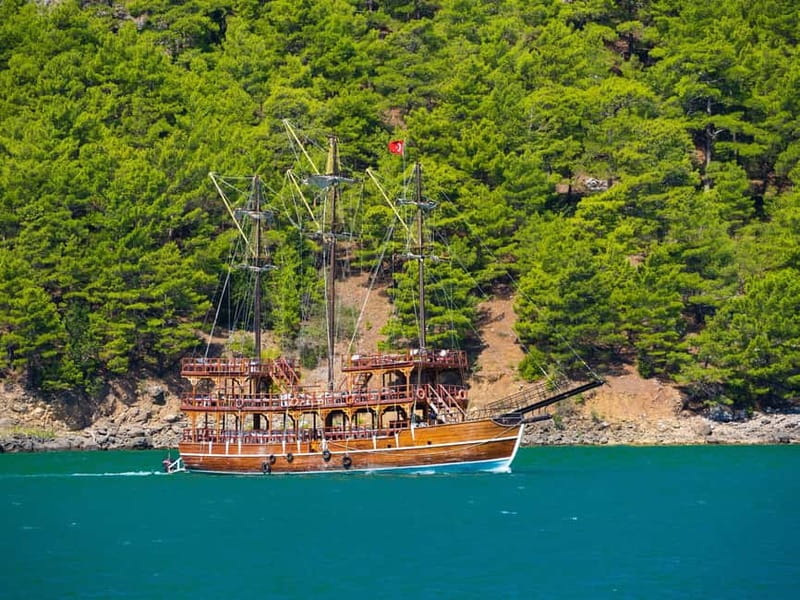 From Belek: Green Canyon Boat Trip with Lunch and Drinks - What the $43 price really includes