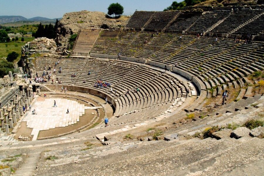 From Istanbul: 2-Day Ephesus, Pamukkale, & Hierapolis Tour - What Ephesus is like on foot
