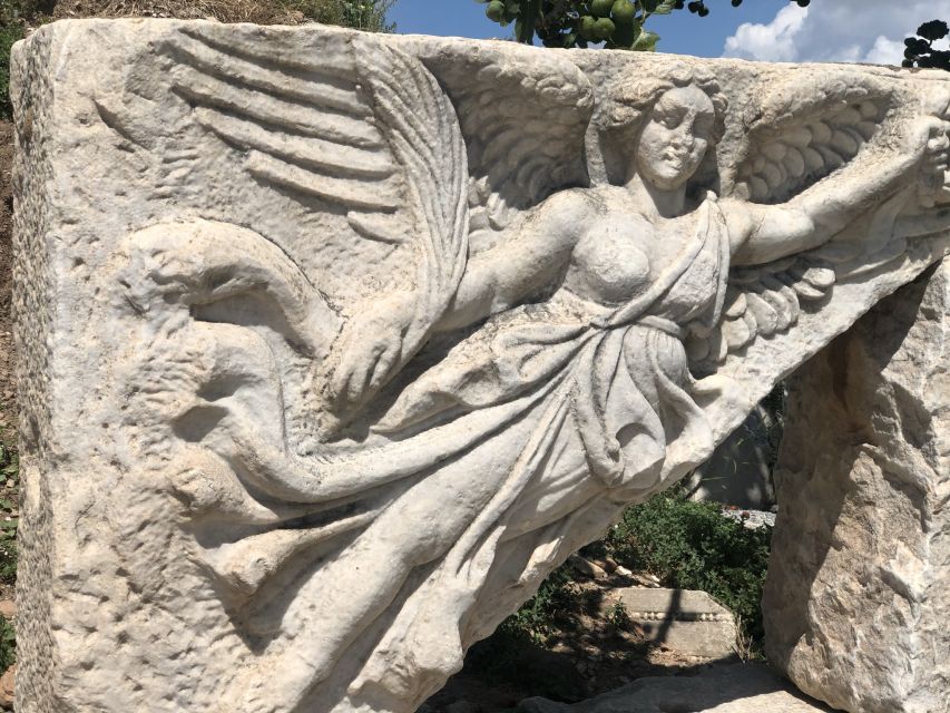 From Istanbul: 2 Days Private Pamukkale and Ephesus Tour - The overnight stop in Kusadasi