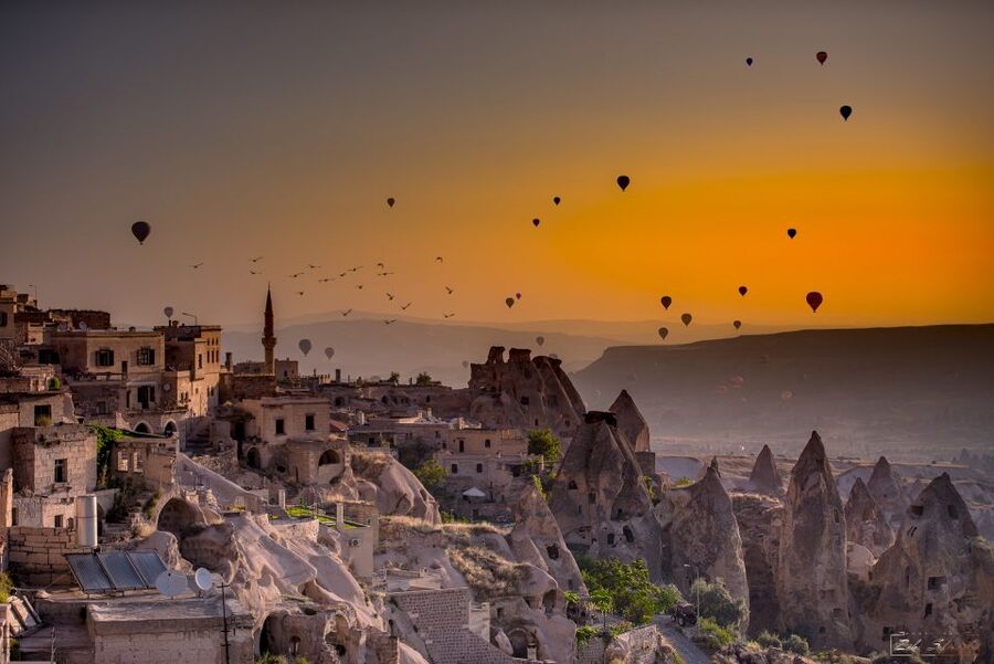 From Istanbul: 4-Day Istanbul, Cappadocia, Flight,Cave Hotel - Flying from Istanbul to Cappadocia