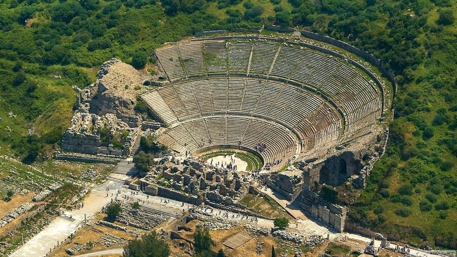 From Izmir: Ephesus and House of Virgin Mary Tour with Lunch - Why Ephesus makes this long day worthwhile