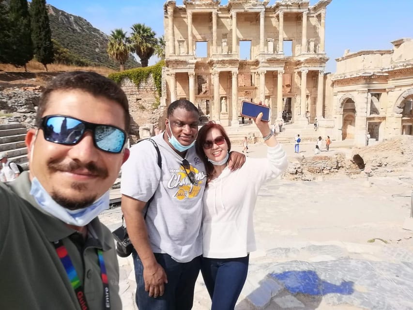 From Izmir: Ephesus, Artemis Temple Tour with Tickets/Lunch - Arriving at Ephesus and walking the Marble Road