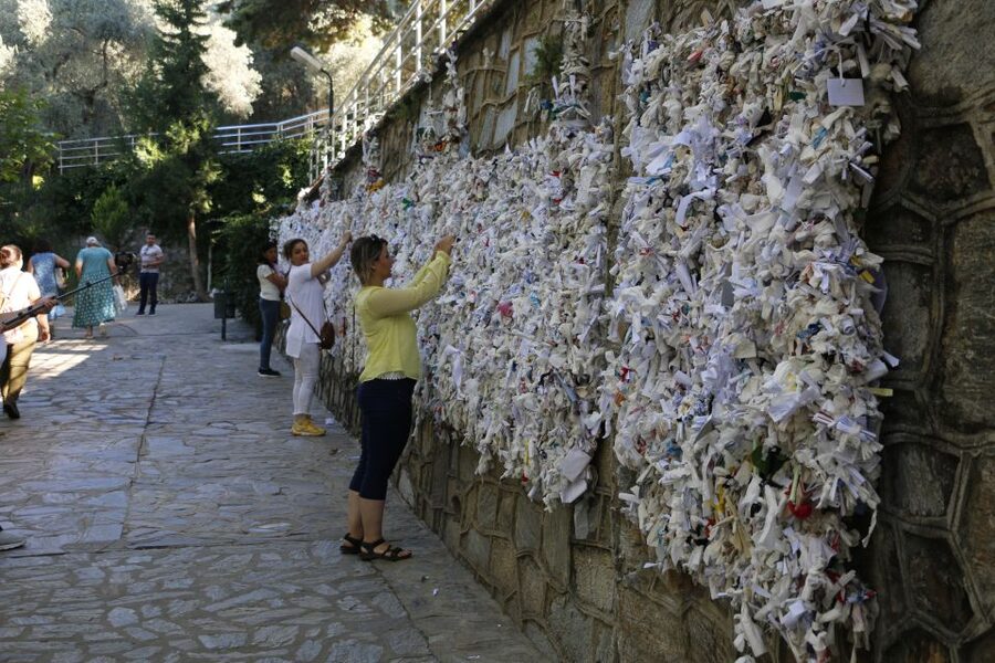From Izmir: Full-Day Ephesus Tour with Lunch - Guides make or break the experience